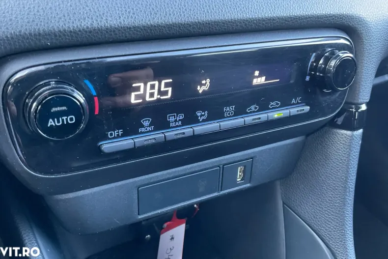 Toyota Yaris din 2022 cu 71.939 km - oferta TOY179945 - foto 26