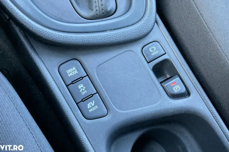 Toyota Yaris din 2022 cu 71.939 km - oferta TOY179945 - foto 27