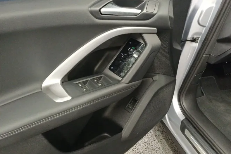 Audi Q5 din 2025 cu 200 km - oferta AUD179948 - foto 18