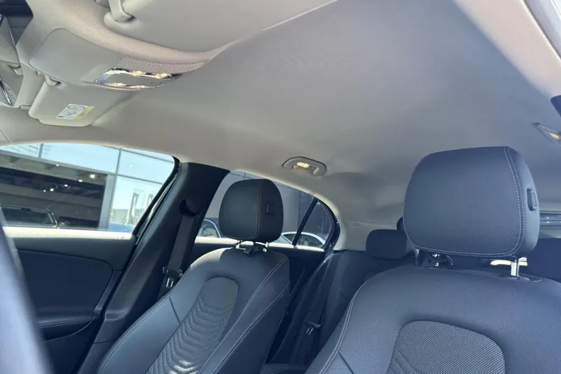 Mercedes-Benz A 180 (Clasa A) din 2024 cu 19.097 km - oferta MER179949 - foto 10