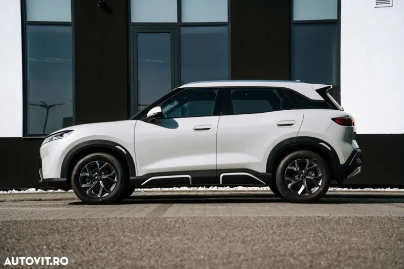 BYD ATTO 2 din 2025 cu 4.800 km - oferta BYD179950 - foto 4