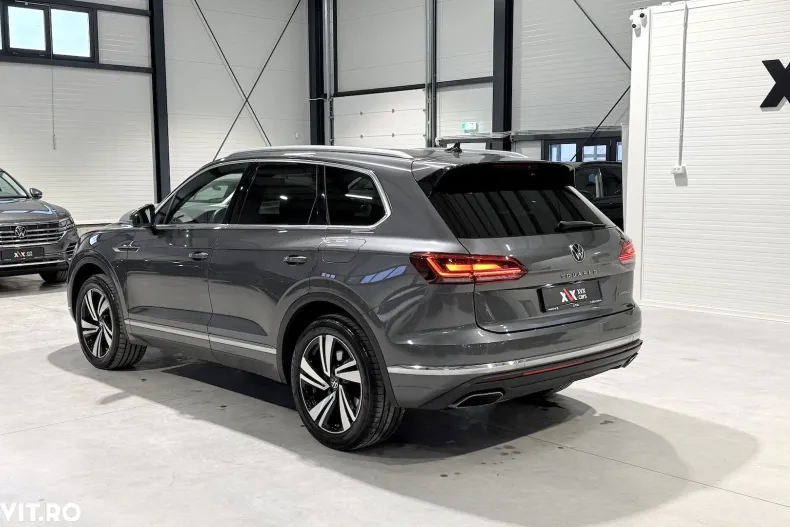 Volkswagen Touareg din 2021 cu 168.040 km - oferta VOL179953 - foto 3