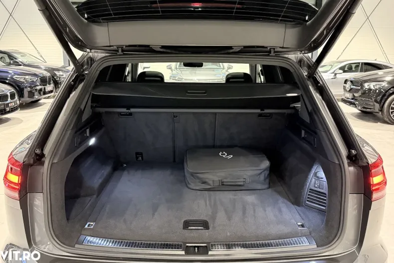 Volkswagen Touareg din 2021 cu 168.040 km - oferta VOL179953 - foto 19