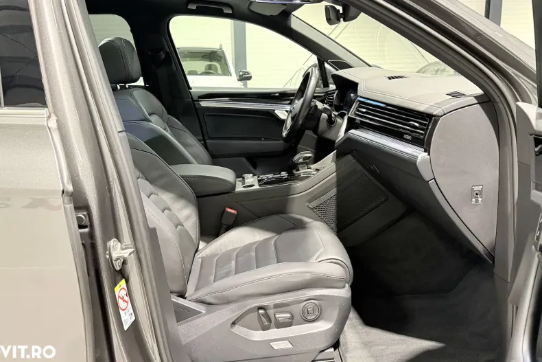 Volkswagen Touareg din 2021 cu 168.040 km - oferta VOL179953 - foto 25