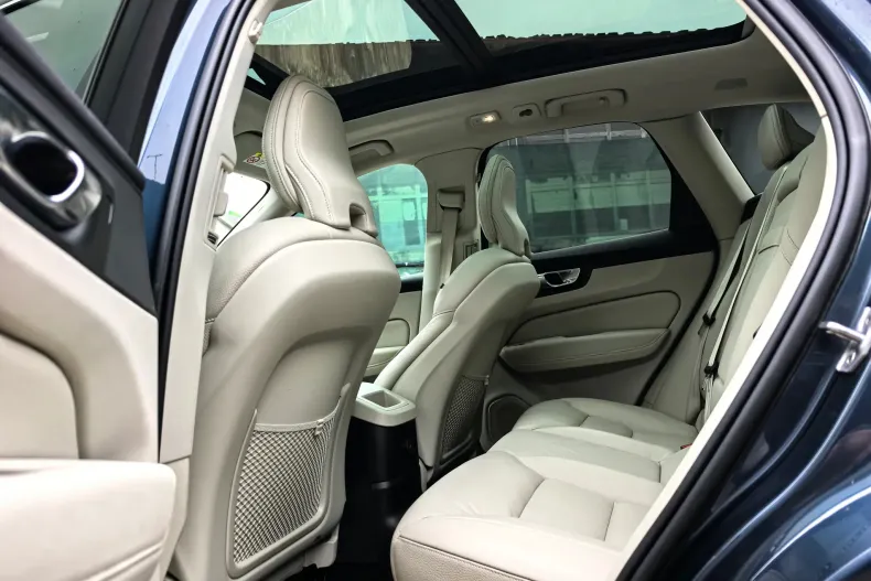 Volvo XC60 din 2021 cu 78.800 km - oferta VOL179956 - foto 7