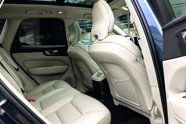 Volvo XC60 din 2021 cu 78.800 km - oferta VOL179956 - foto 15