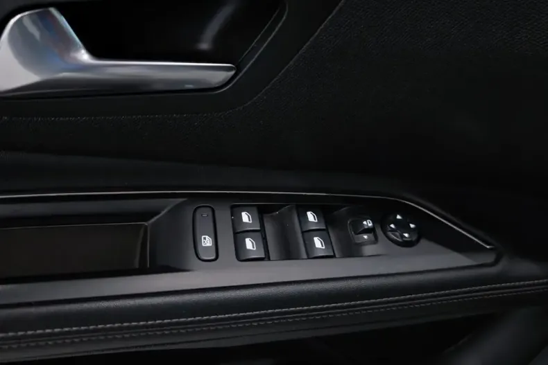 Peugeot 5008 din 2020 cu 119.998 km - oferta PEU179959 - foto 18