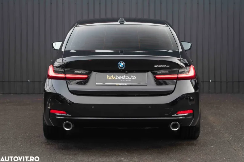 BMW Seria 3 din 2022 cu 55.686 km - oferta BMW179964 - foto 10