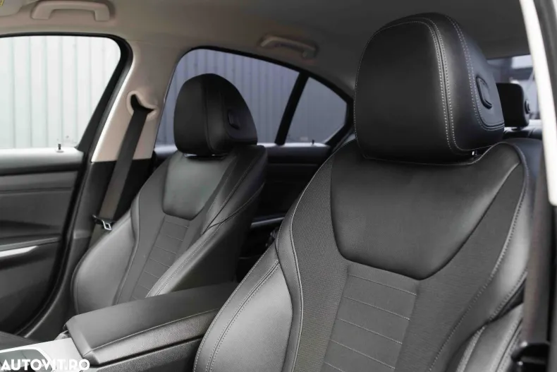 BMW Seria 3 din 2022 cu 55.686 km - oferta BMW179964 - foto 11