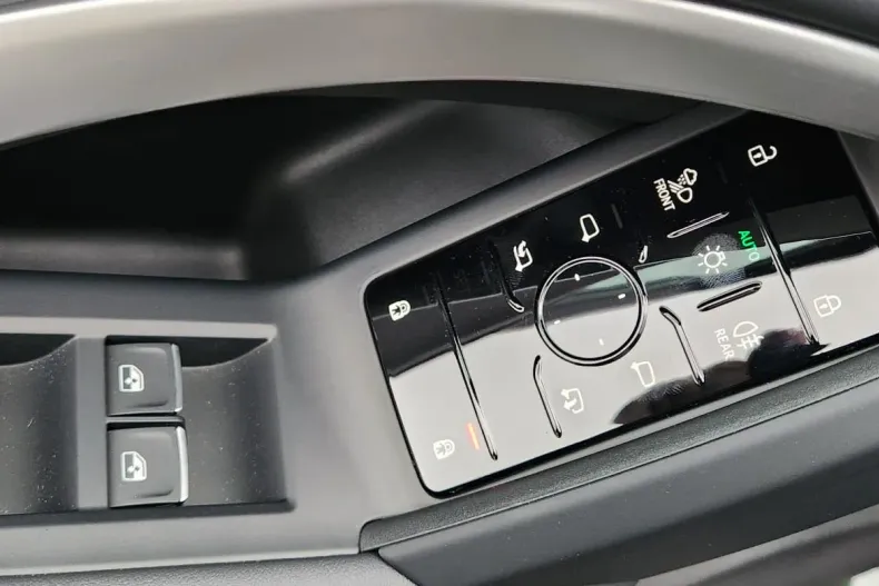 Audi Q5 din 2025 cu 10 km - oferta AUD179966 - foto 11