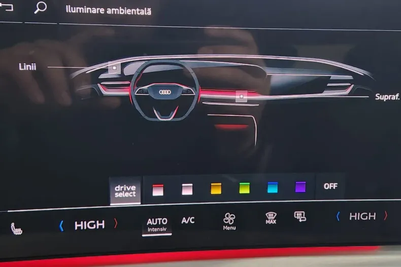 Audi Q5 din 2025 cu 10 km - oferta AUD179966 - foto 24