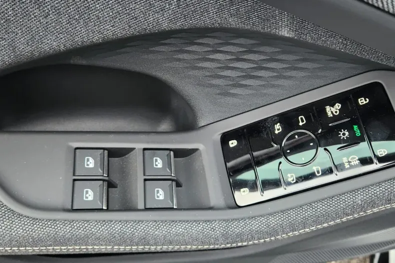 Audi A5 din 2025 cu 1 km - oferta AUD179968 - foto 15