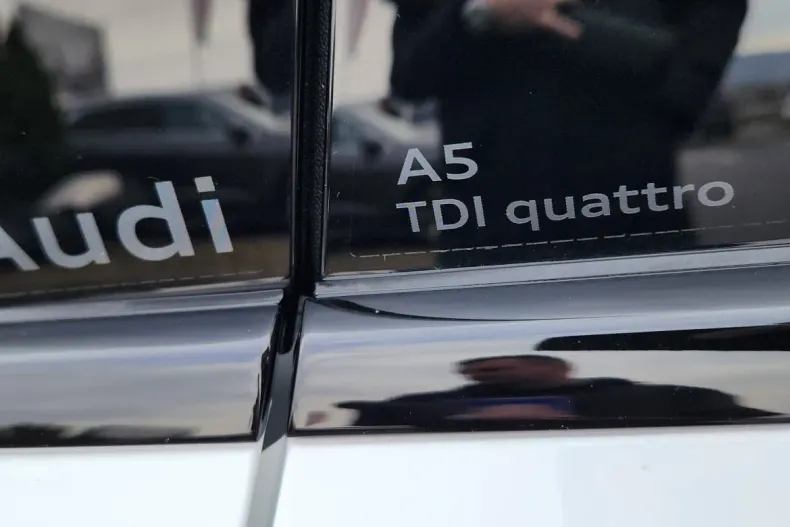 Audi A5 din 2025 cu 1 km - oferta AUD179968 - foto 30