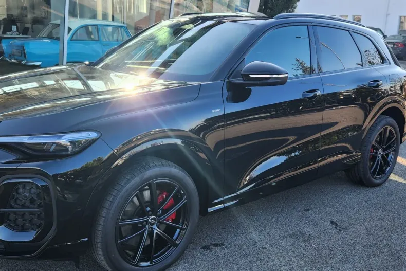 Audi Q5 din 2025 cu 10 km - oferta AUD179969 - foto 3