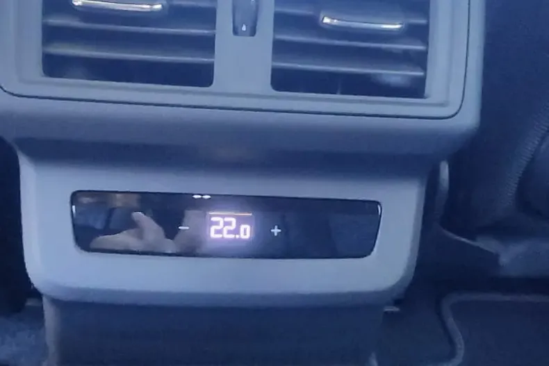 Audi Q5 din 2025 cu 10 km - oferta AUD179969 - foto 13