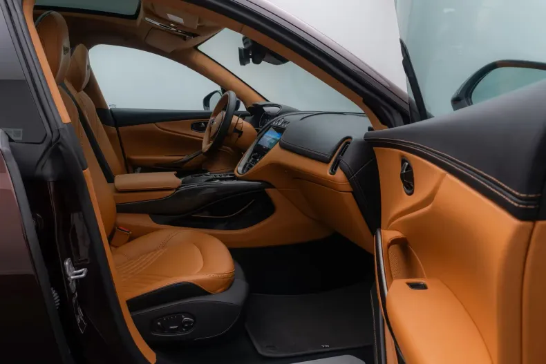 Aston Martin DBX din 2021 cu 57.000 km - oferta AST179971 - foto 12