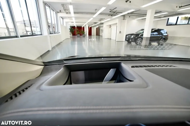 Mercedes-Benz EQS din 2025 cu 12.500 km - oferta MER179972 - foto 20