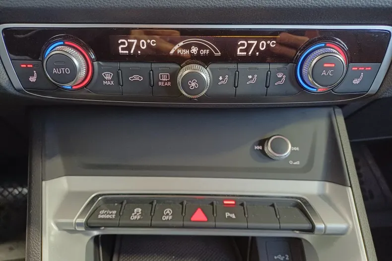 Audi Q3 din 2022 cu 48.028 km - oferta AUD179975 - foto 16