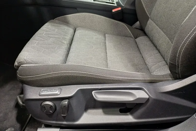 Volkswagen Passat din 2022 cu 131.541 km - oferta VOL179977 - foto 10