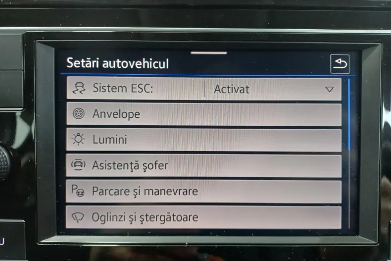 Volkswagen Passat din 2022 cu 131.541 km - oferta VOL179977 - foto 17