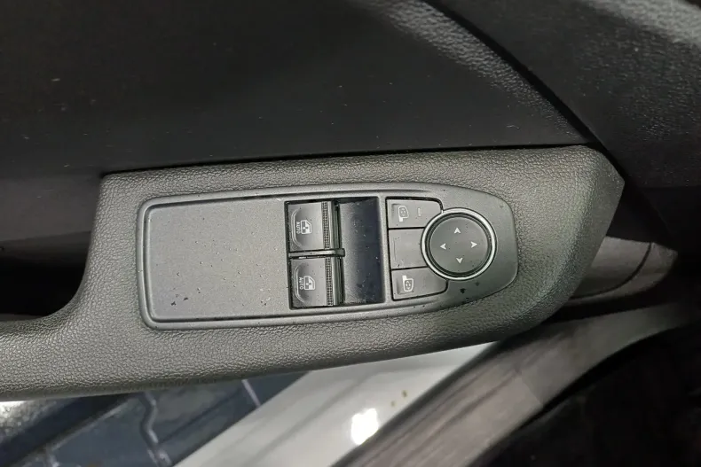 Renault Clio din 2021 cu 50.292 km - oferta REN179978 - foto 8