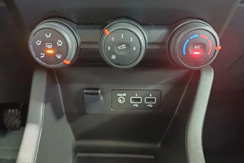 Renault Clio din 2021 cu 50.292 km - oferta REN179978 - foto 14