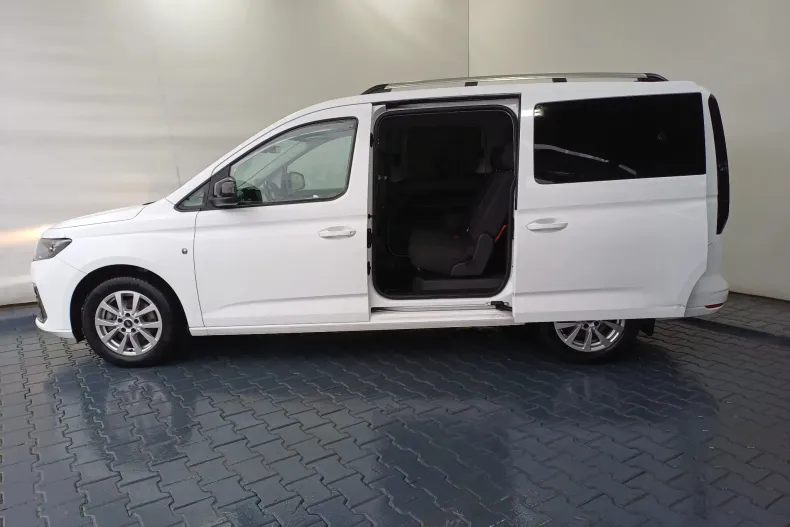 Ford Tourneo Connect din 2023 cu 22.907 km - oferta FOR179979 - foto 7