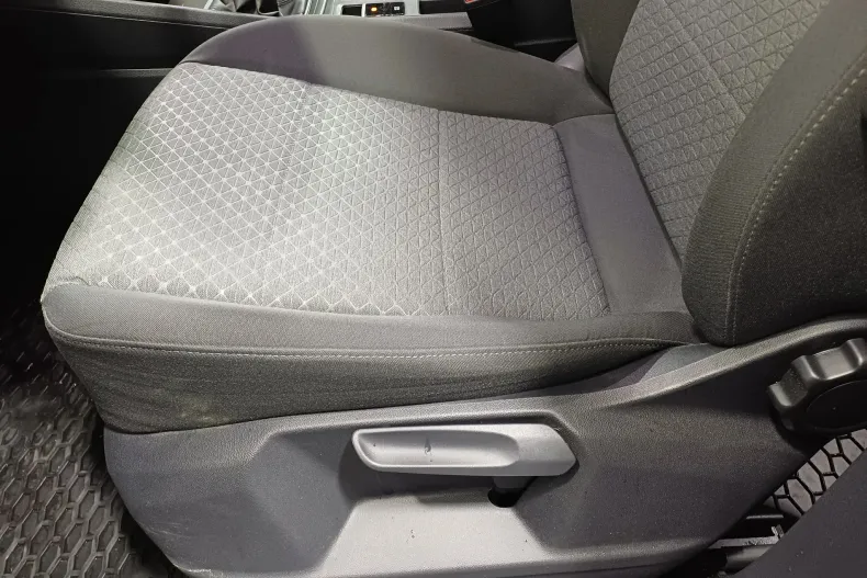 Ford Tourneo Connect din 2023 cu 22.907 km - oferta FOR179979 - foto 10