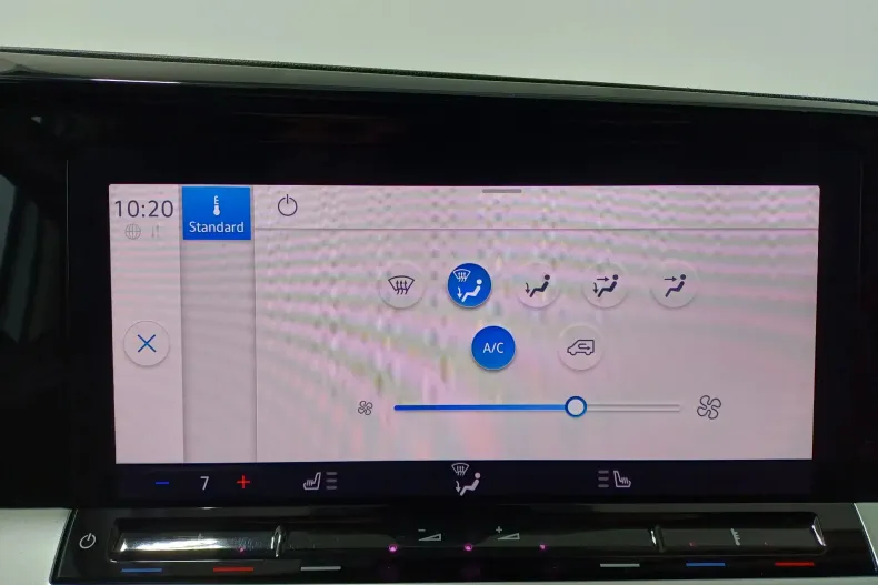 Ford Tourneo Connect din 2023 cu 22.907 km - oferta FOR179979 - foto 17