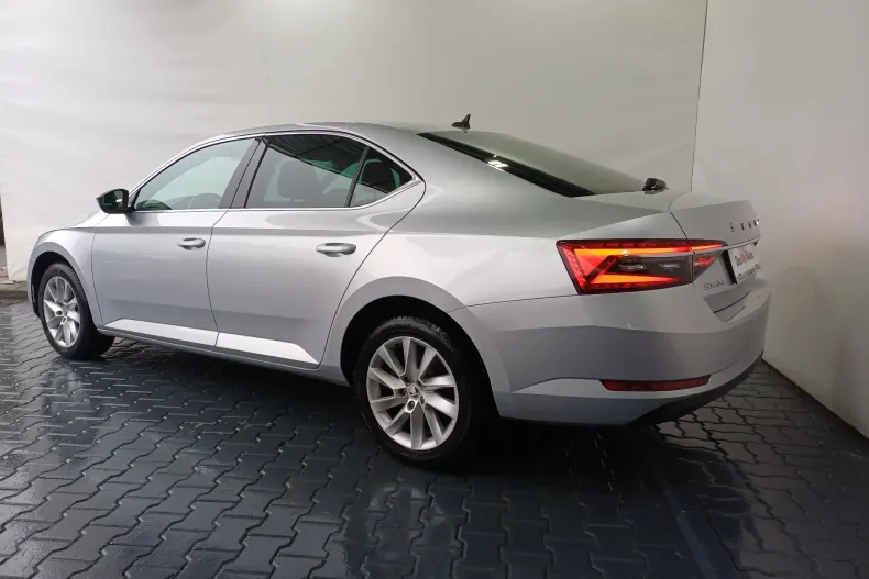 Skoda Superb din 2021 cu 127.068 km - oferta SKO179980 - foto 3