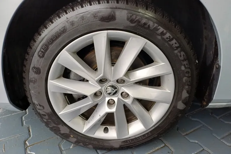 Skoda Superb din 2021 cu 127.068 km - oferta SKO179980 - foto 4