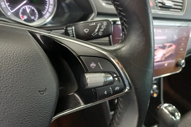 Skoda Superb din 2021 cu 127.068 km - oferta SKO179980 - foto 12