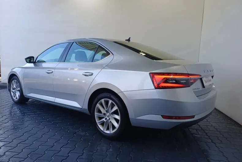 Skoda Superb din 2020 cu 133.420 km - oferta SKO179982 - foto 3