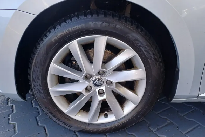 Skoda Superb din 2020 cu 133.420 km - oferta SKO179982 - foto 4