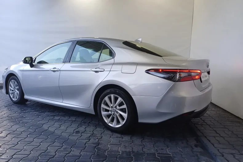 Toyota Camry din 2022 cu 23.879 km - oferta TOY179984 - foto 3