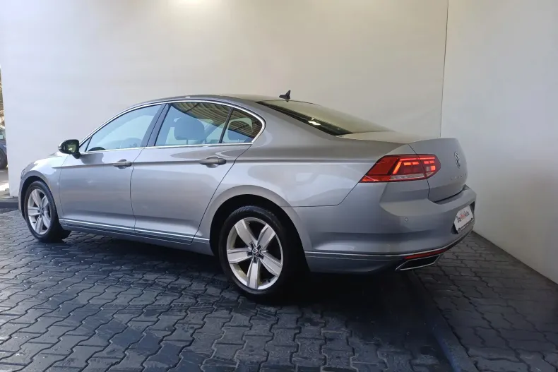 Volkswagen Passat din 2020 cu 130.010 km - oferta VOL179985 - foto 3
