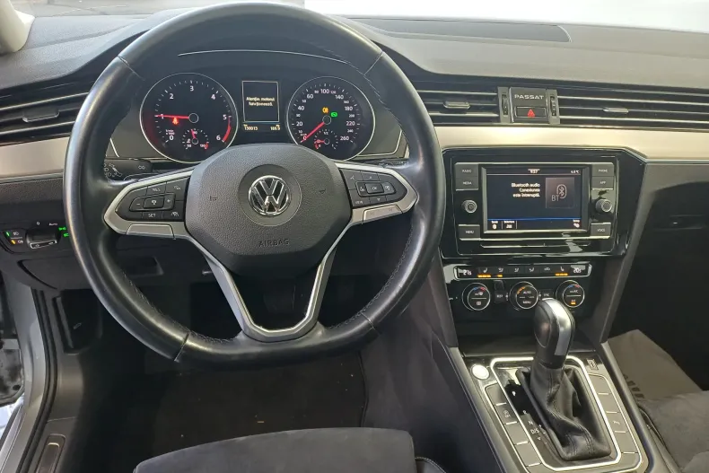 Volkswagen Passat din 2020 cu 130.010 km - oferta VOL179985 - foto 6