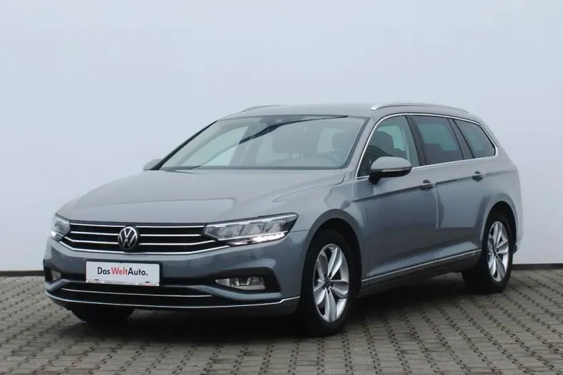 Volkswagen Passat din 2023 cu 127.764 km - oferta VOL179986 - foto 1