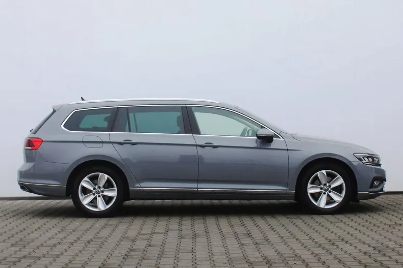 Volkswagen Passat din 2023 cu 127.764 km - oferta VOL179986 - foto 6
