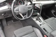 Volkswagen Passat din 2023 cu 127.764 km - oferta VOL179986 - foto 11