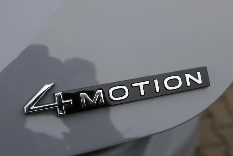 Volkswagen Passat din 2023 cu 127.764 km - oferta VOL179986 - foto 22