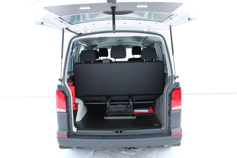 Volkswagen Transporter din 2023 cu 30.743 km - oferta VOL179988 - foto 12