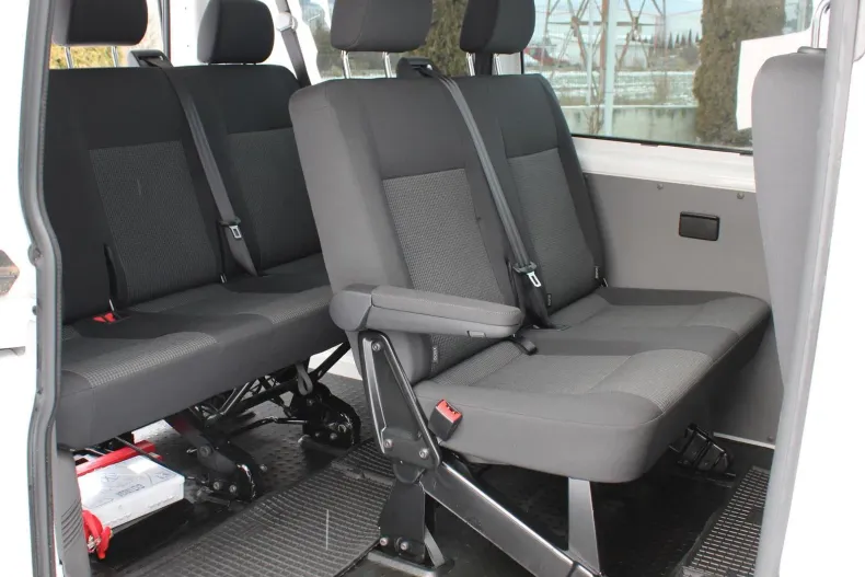 Volkswagen Transporter din 2023 cu 30.743 km - oferta VOL179988 - foto 13