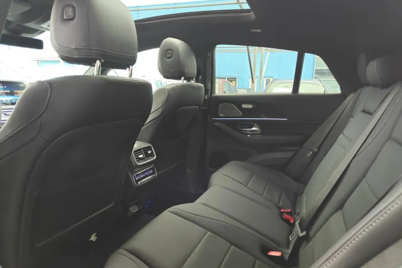 Mercedes-Benz GLE din 2025 cu 5.000 km - oferta MER179989 - foto 9