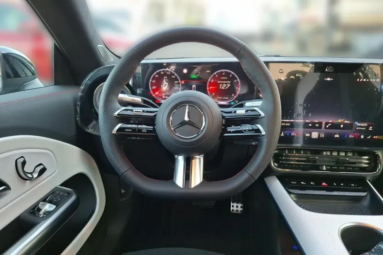 Mercedes-Benz CLA (Clasa CLA) din 2025 cu 5.000 km - oferta MER179990 - foto 16