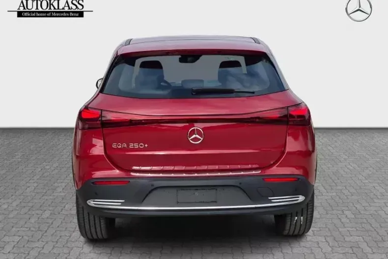 Mercedes-Benz EQA din 2025 cu 5.000 km - oferta MER179992 - foto 6