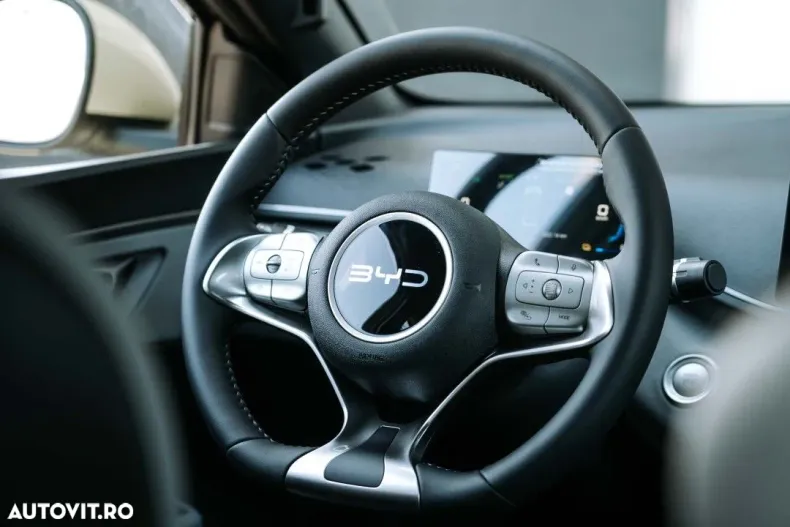 BYD DOLPHIN din 2025 cu 1.400 km - oferta BYD180009 - foto 24