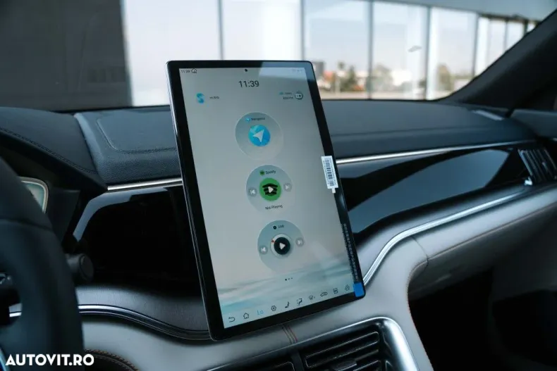 BYD SEAL U din 2025 cu 2.800 km - oferta BYD180010 - foto 9