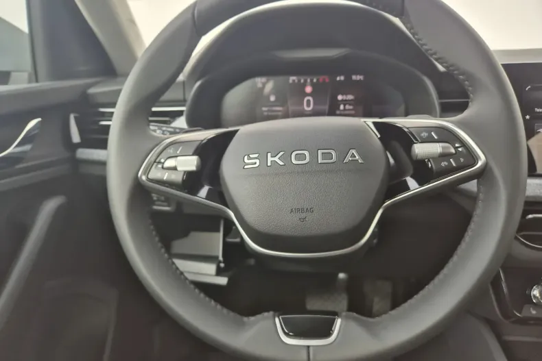 Skoda Scala din 2025 cu 800 km - oferta SKO180017 - foto 14