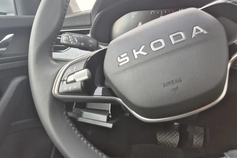 Skoda Scala din 2025 cu 800 km - oferta SKO180017 - foto 15